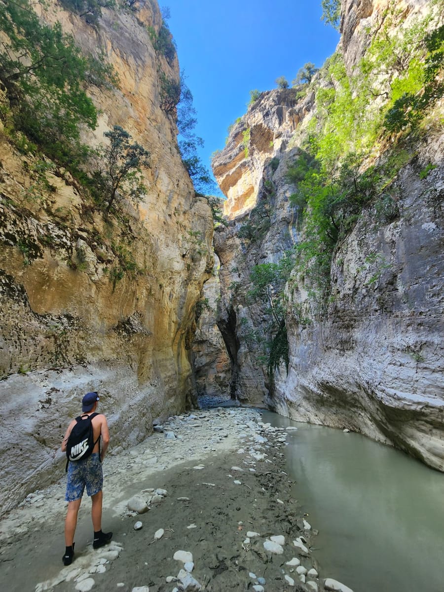 A narrow passage in the Langarica Canyon